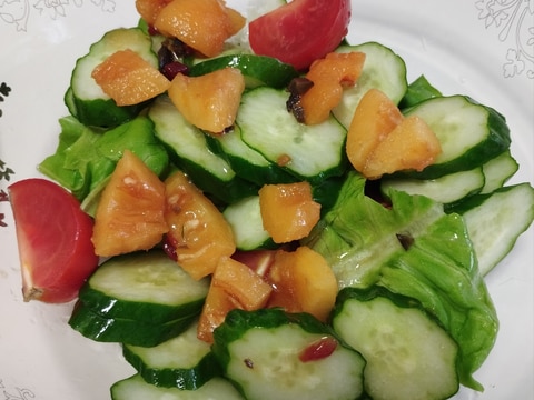 びわサラダ(びわが甘くない時)